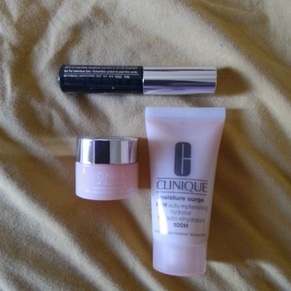 Clinique 3-Pc. Discovery Kit - Picture 2 of 6